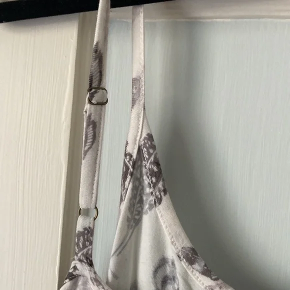 Threads 4 Thoughts Feather dress - Picture 3 of 5